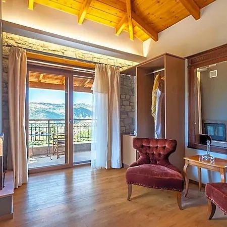 Hotel Finday Eco Boutique Kalawrita
